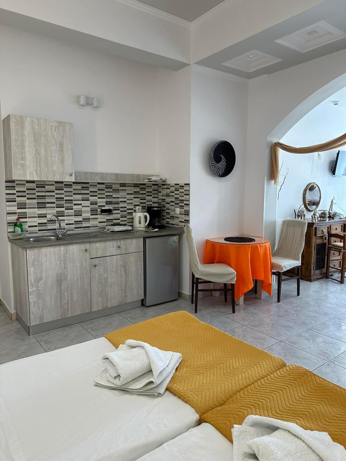 Apollonio Suites & Rooms Faliraki Rhodes Room photo
